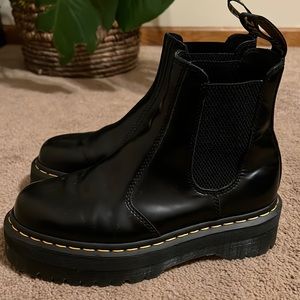 Doc martens chelsea platforms